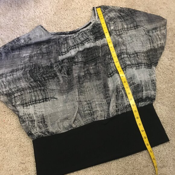 Ispiri Abstract Print 2 in 1 Flutter Sleeve & Tank Top - Picture 16 of 16